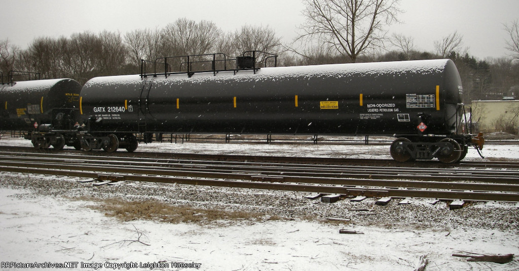 GATX 212640 in the snow