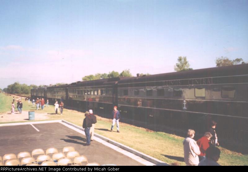People tour the old Illinois Central Passenger train 