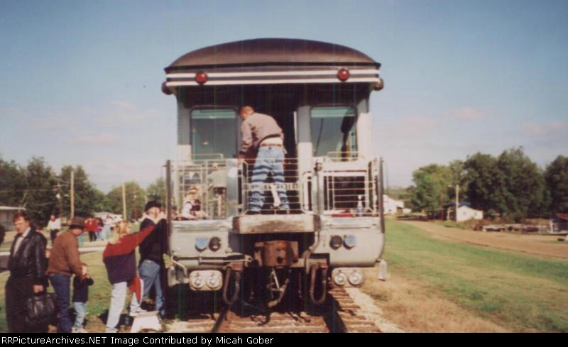 People tour the old Illinois Central Passenger train 