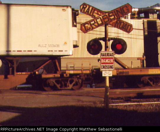 Old Fashion Crossing Flasher