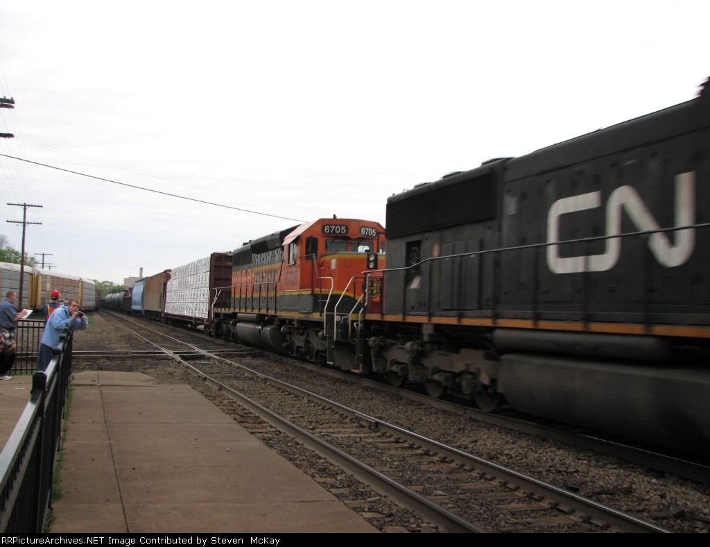 BNSF 6705