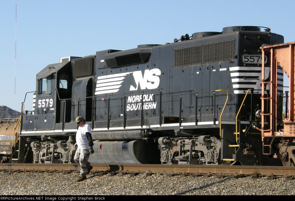 NS 5579