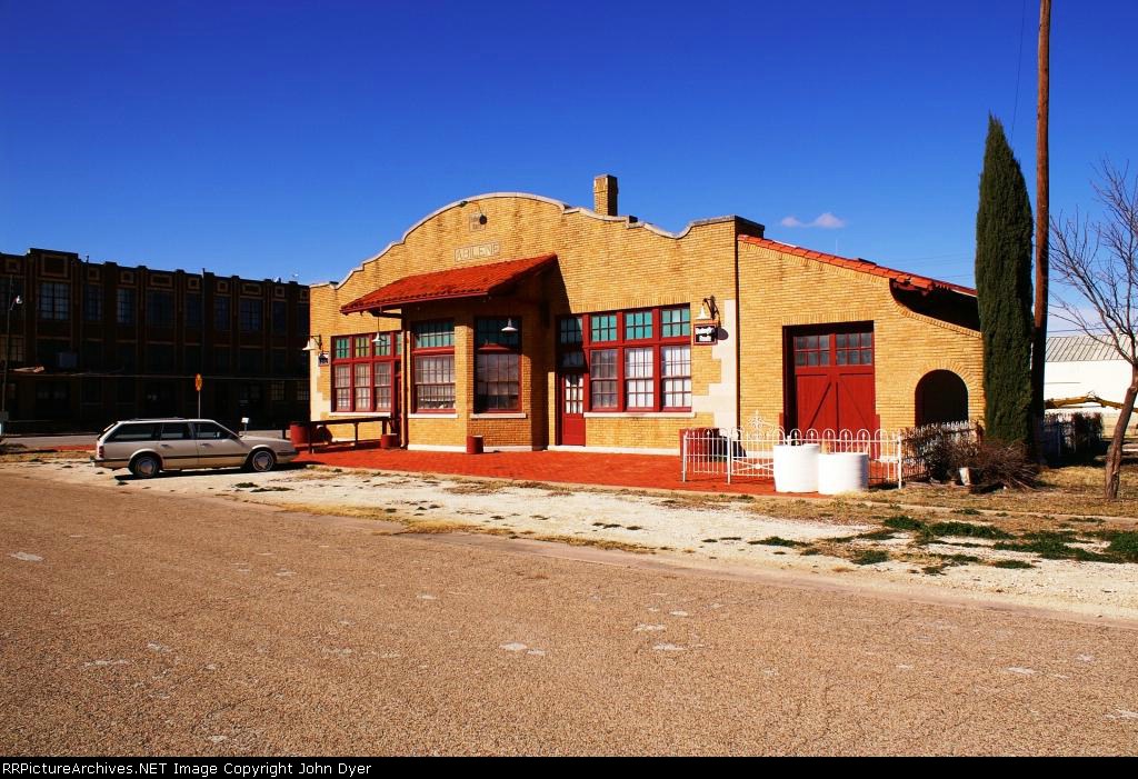 Fort Worth & Denver Railway (Burlington Route) Depot