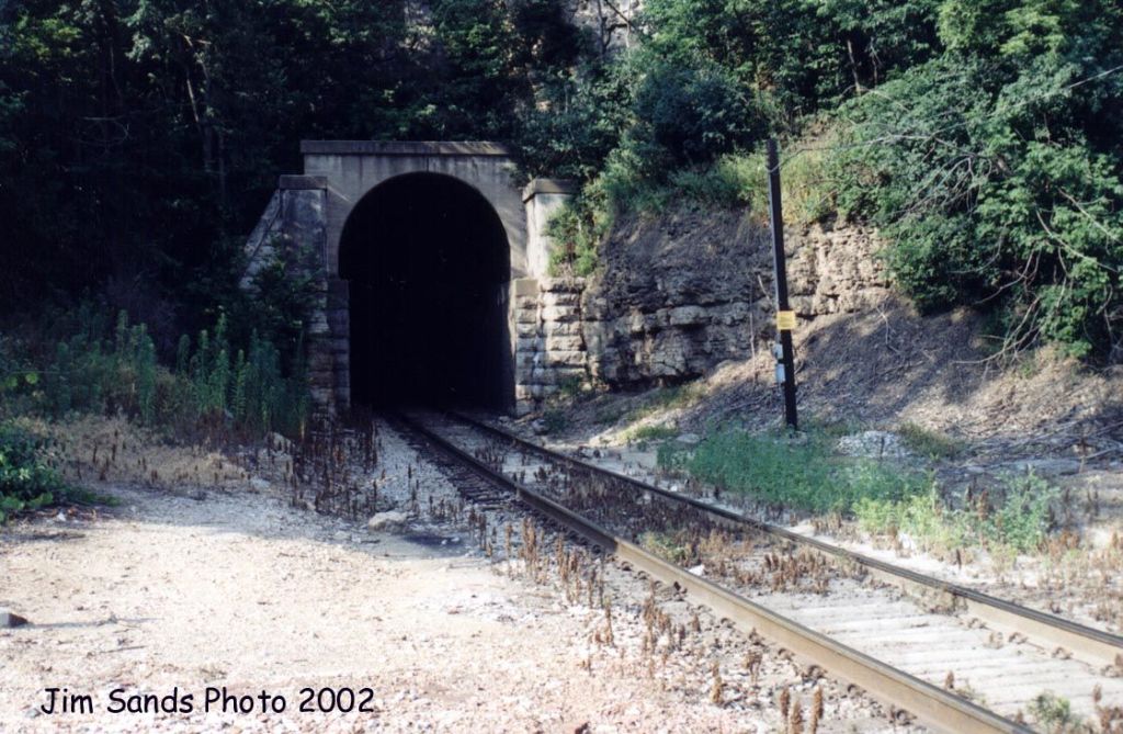 IC tunnel 2002