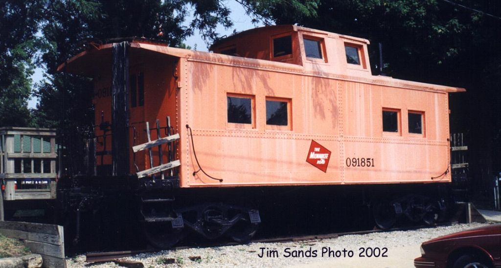 Fake Milwaukee Road Caboose 2002