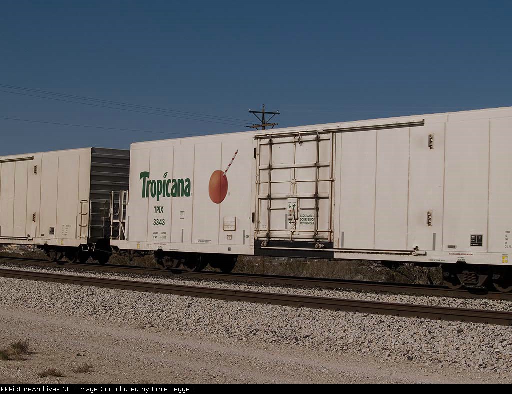 TPIX 3343 in an EB doublestack (KCIAT - City of Industry CA to Atlanta ...