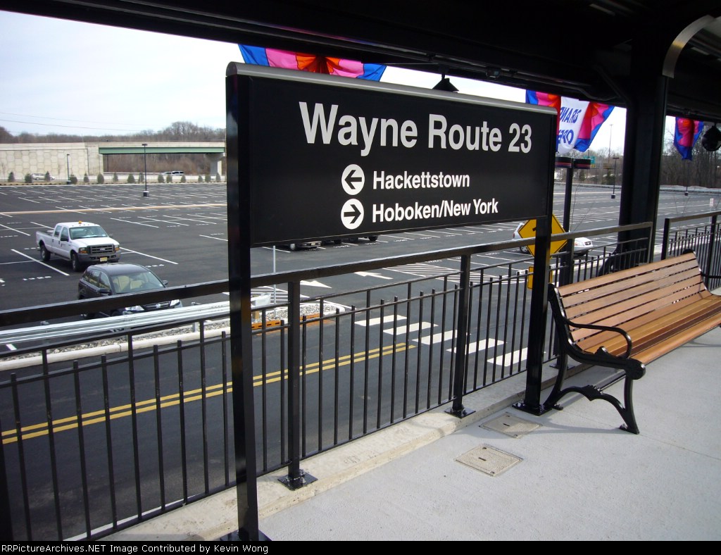 Wayne/Route 23 station