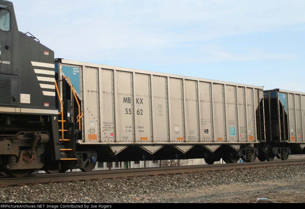 MBKX 5562