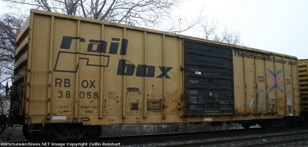 RBOX 38058
