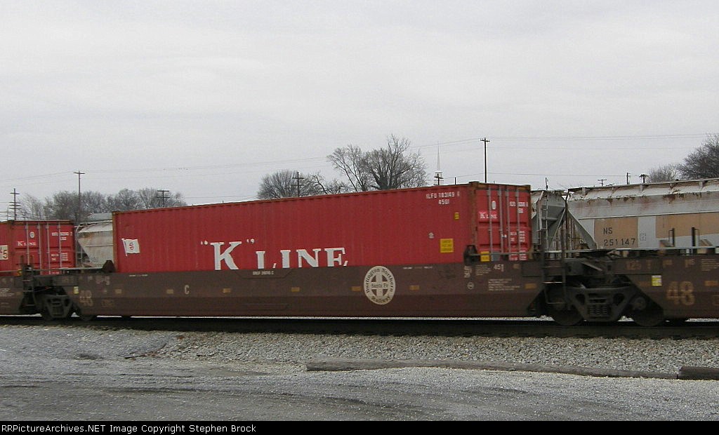 BNSF 240745(C) w/ "K" Line
