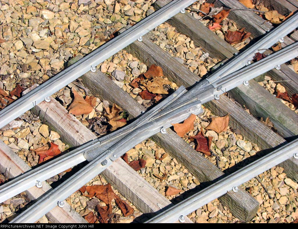 100827067 Pioneer Power Railroad http://www.pioneerpowershow.com/miniature.html