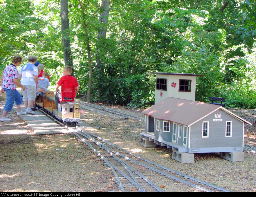 100827080 Pioneer Power Railroad http://www.pioneerpowershow.com/miniature.html