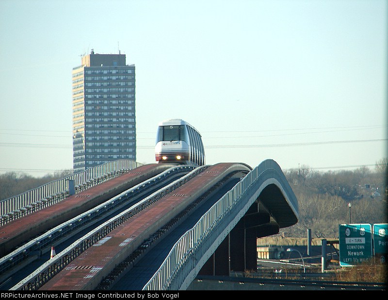 EWR AirTrain
