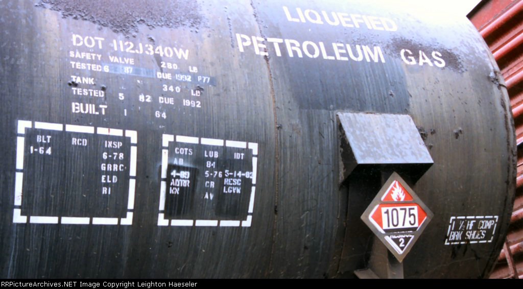 GOCX 84307 stencil detail & Hazmat placard