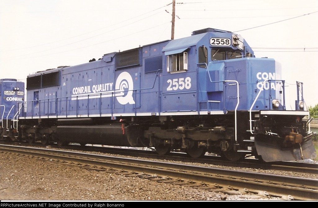 New SD70 waits toi depart off the east end of the yard and head for Selkirk