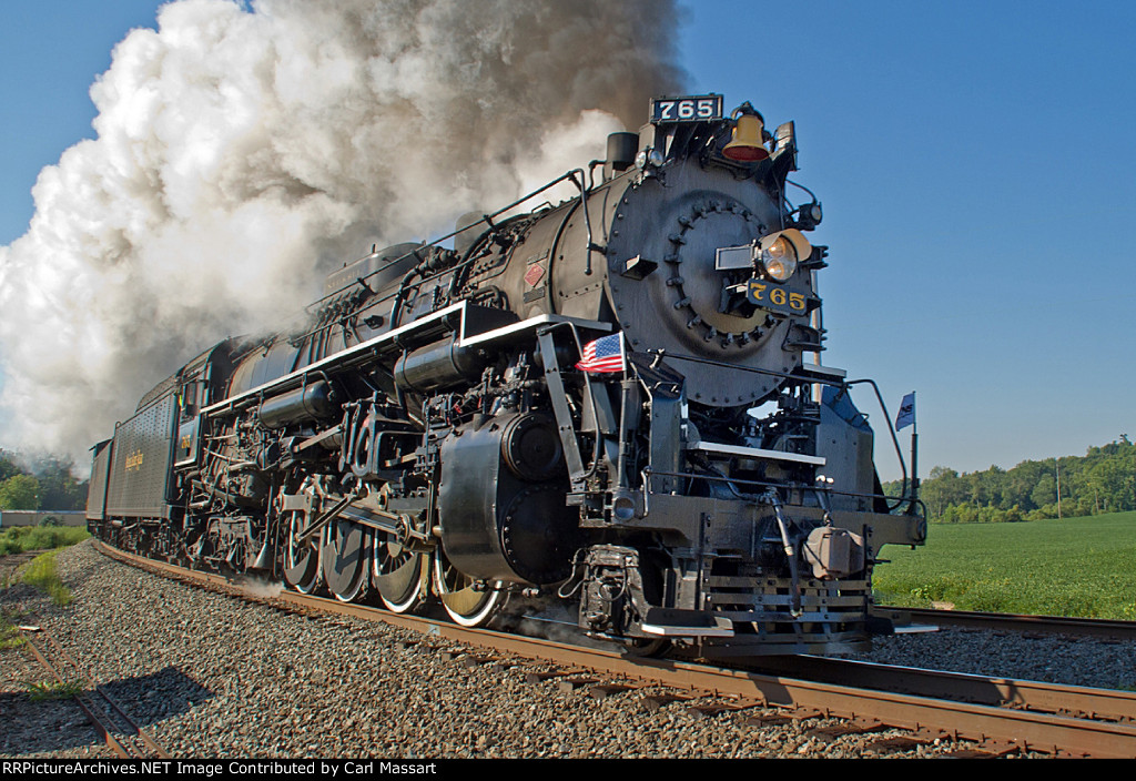 NKP 765 deadheadds to Bellvue,OH