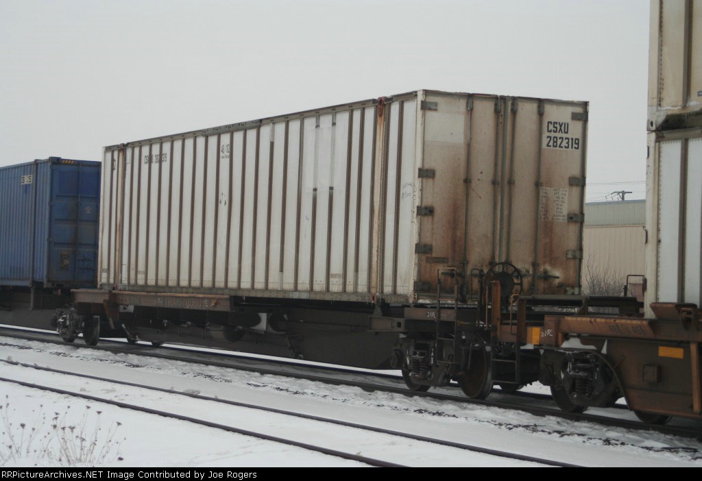 CSXU 282319
