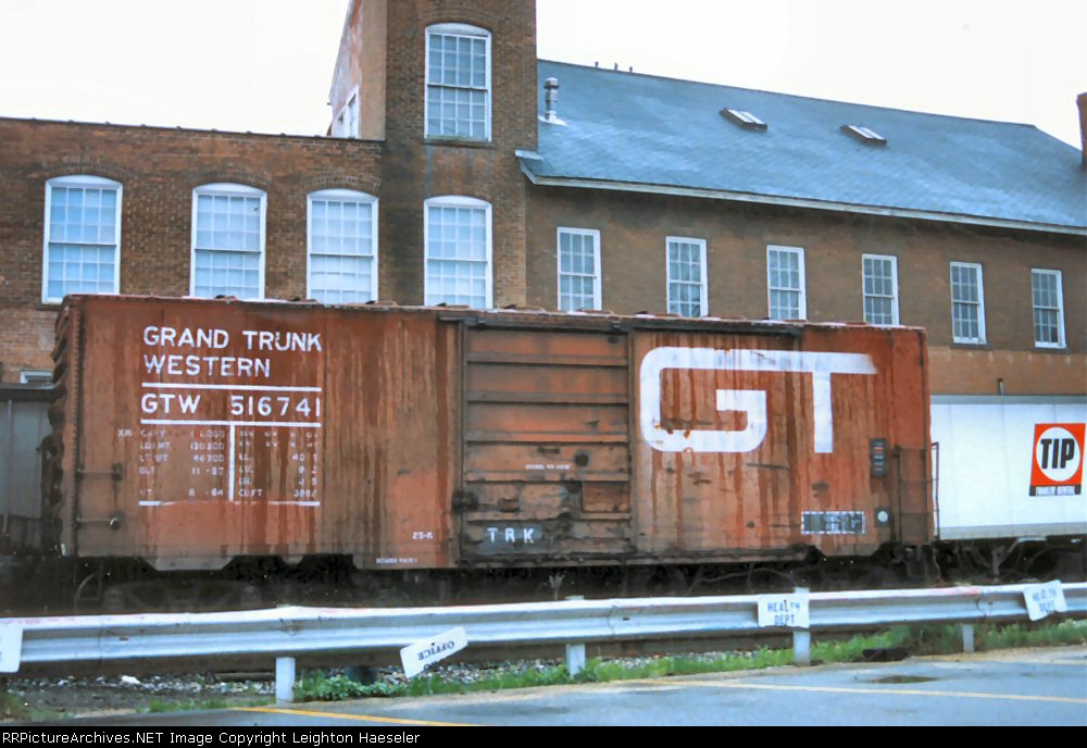 GTW 516741 in MOW service