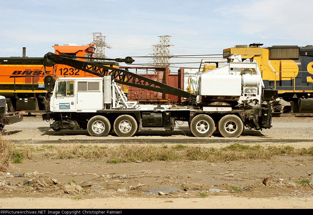 Omnitrax Crane