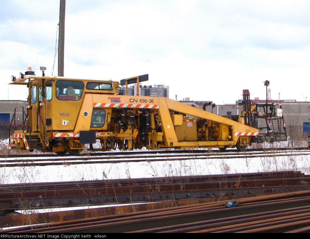 CN 65636 FAIRMONT TAMPER MK IV