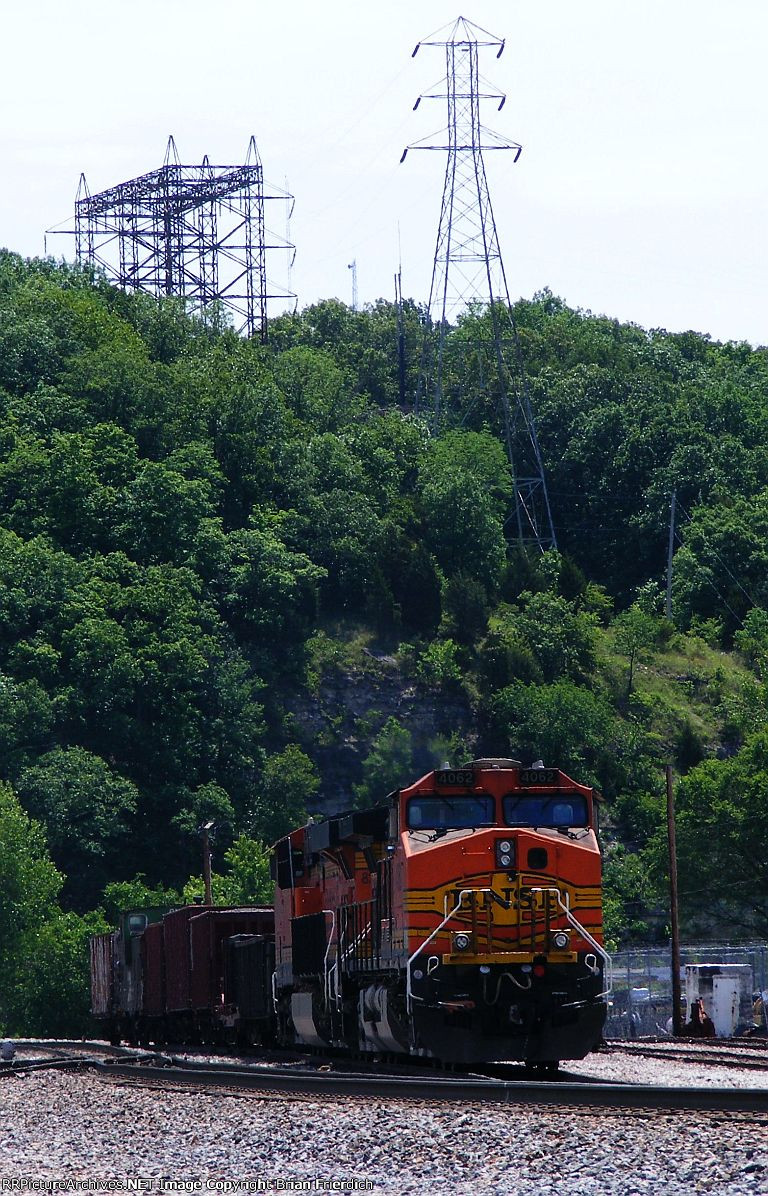 BNSF 4062