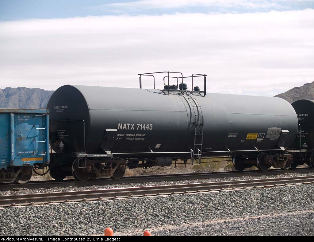 NATX 71443 in a WB manifest at 11:13am