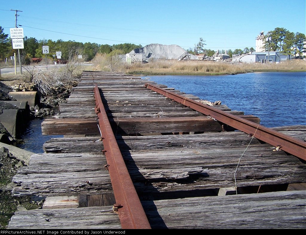 RCW Standard Gauge Small Bridge