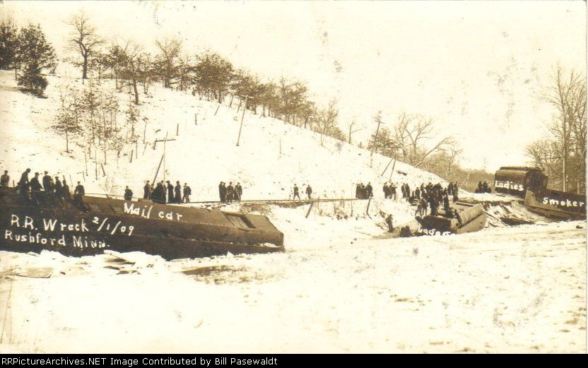 Milwaukee Road wreck on the Southern Minnesota division