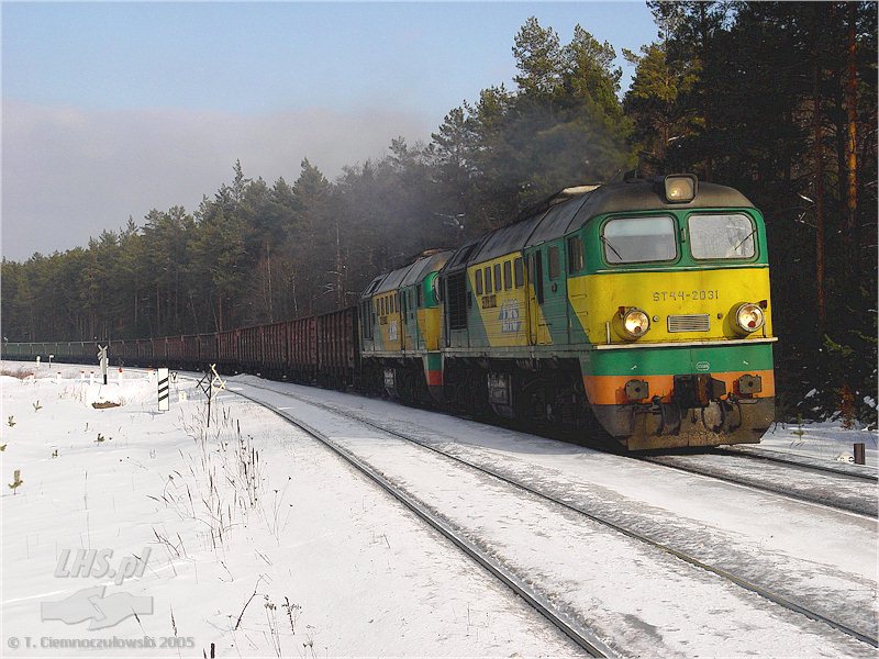 ST44-2031+ST44-2057 from freight train of Slawkow