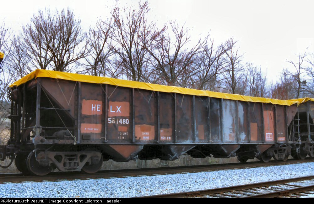 HELX 581480 with covered fly ash load from the Montville, CT power plant