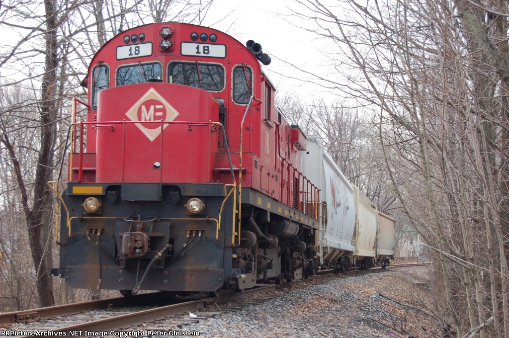 ME 18 takes lunch just east of RT 46 crossing