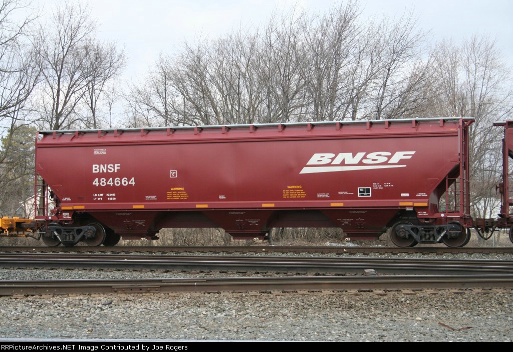 BNSF 484664