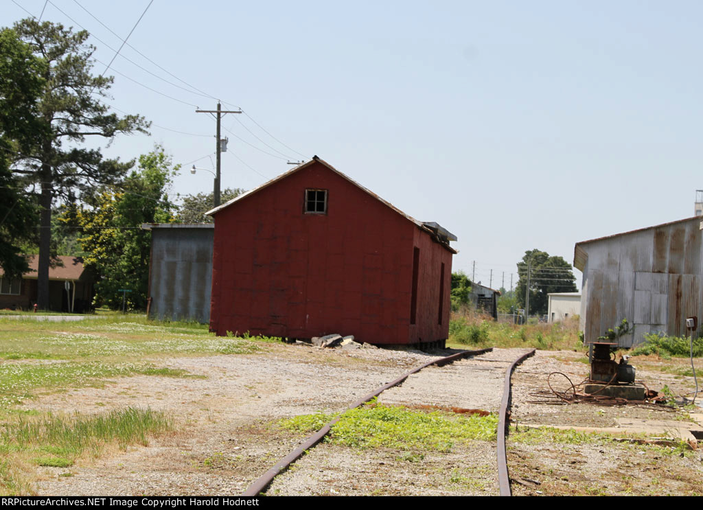 Old structure, trackside