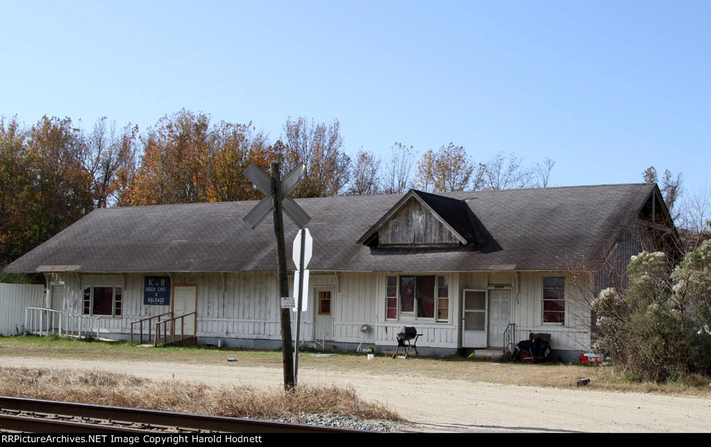 Old depot near Faison, I'm told originally in Calypso