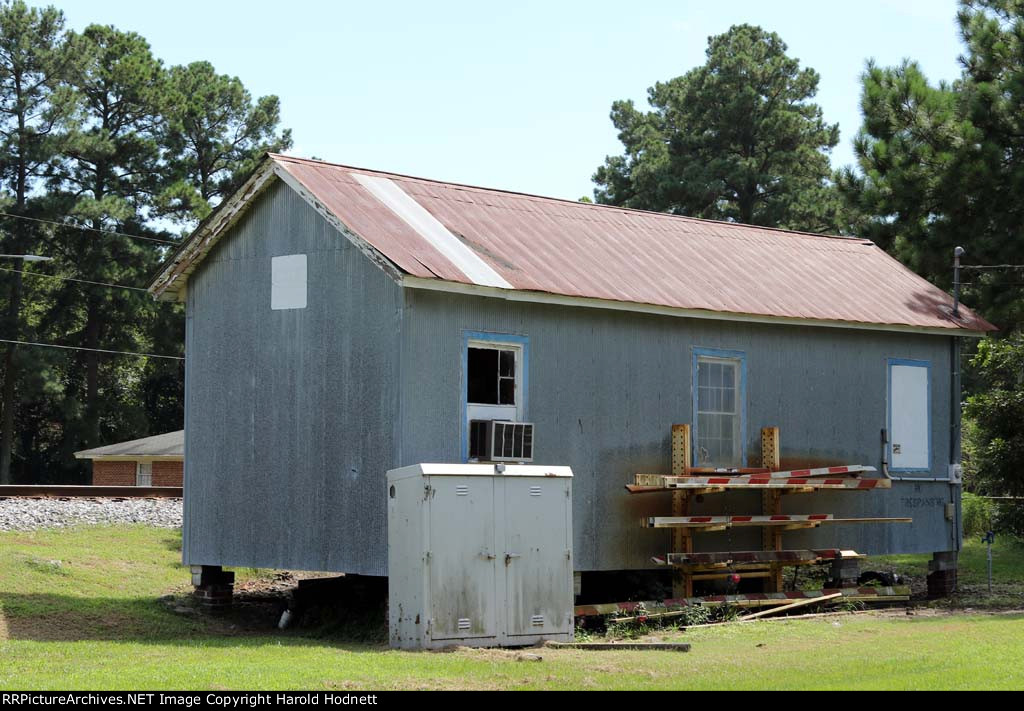 CSX maintenance building