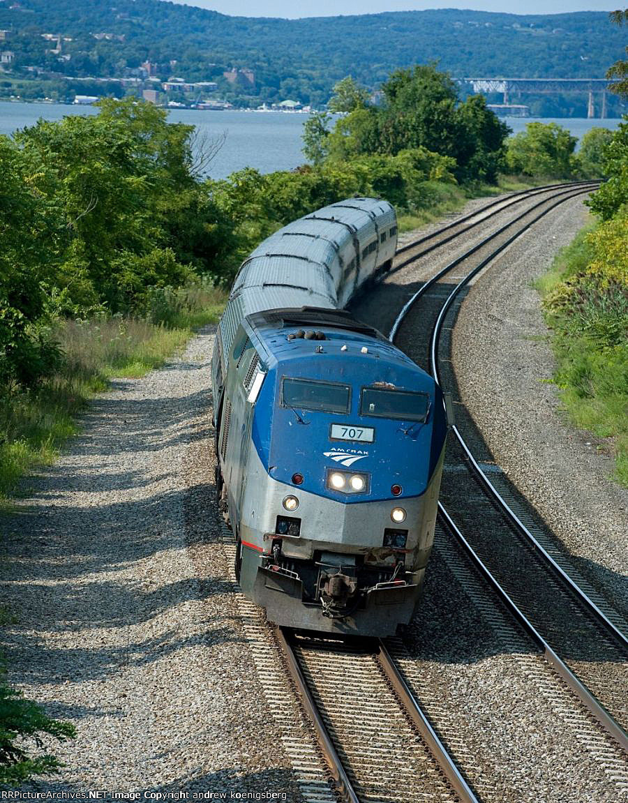Amtrak GE P32AC-DM 707