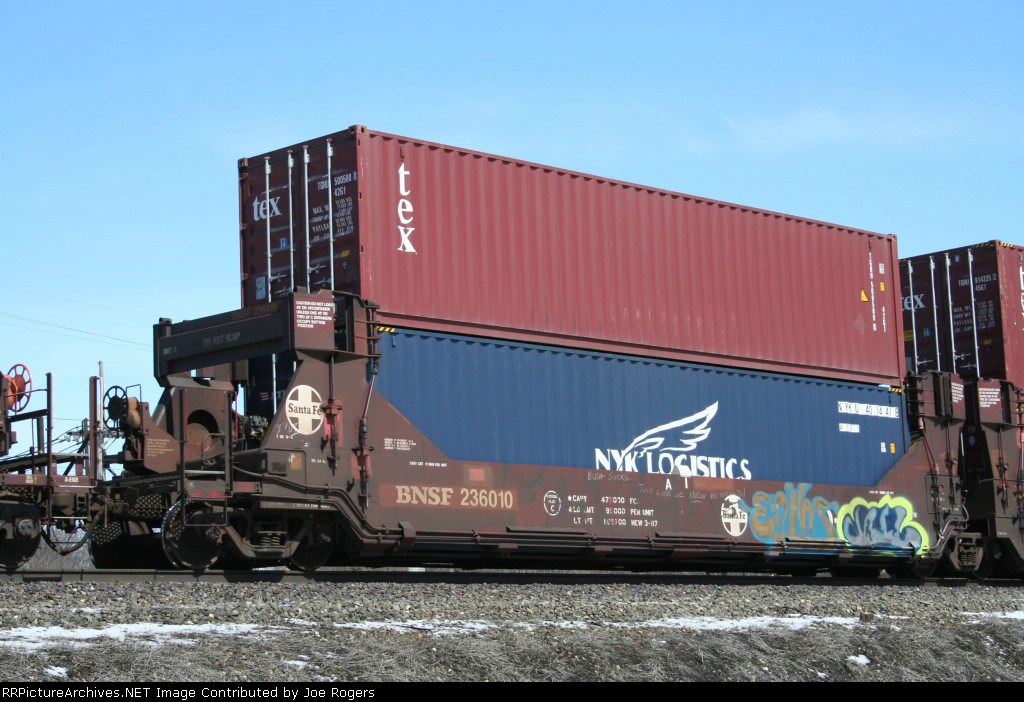 BNSF 236010