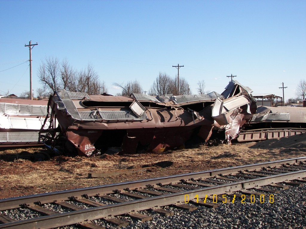 DERAILMENT!!!!!!!!!!!!!