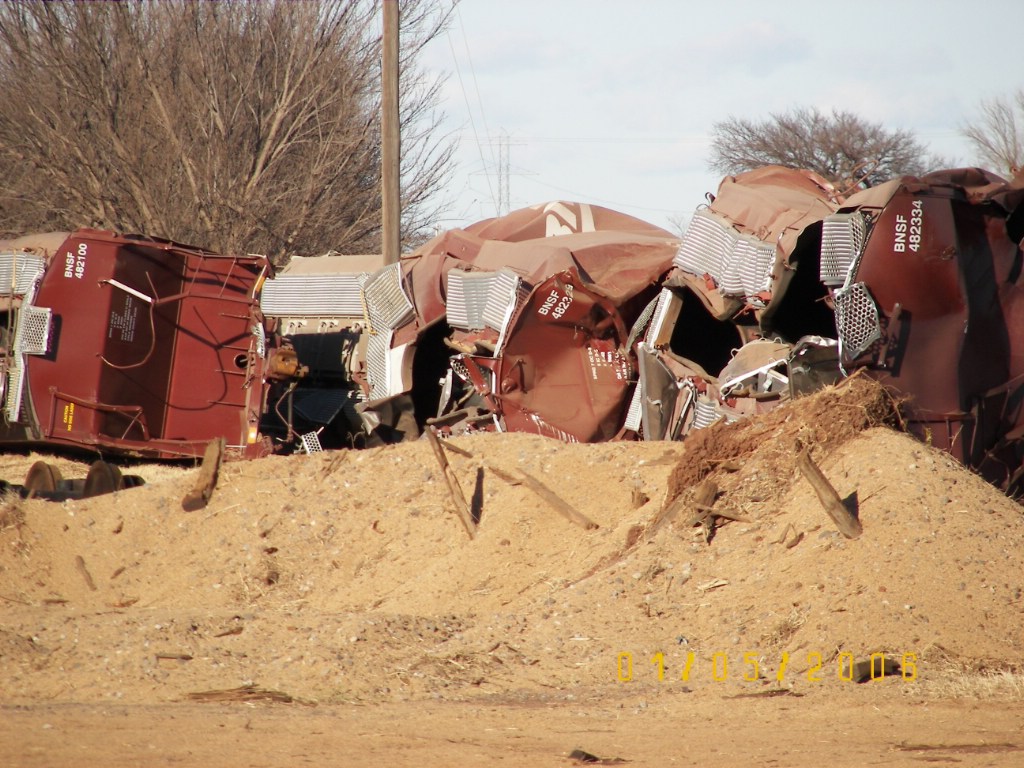 DERAILMENT!!!!!!!!!!!!