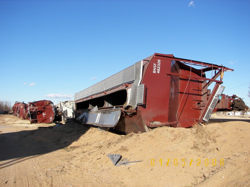 DERAILMENT!!!!!!!!!!!!!