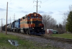ELS 400 approaching Riverview Drive on the CN