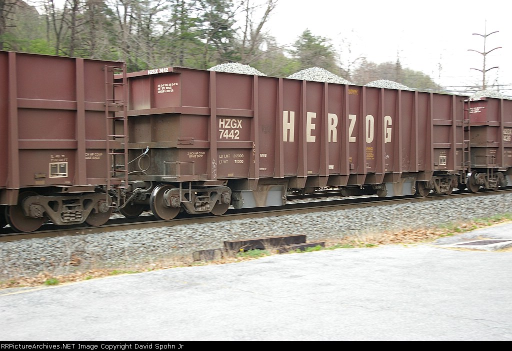 HZGX 7442