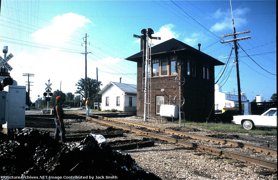 Switch tower closed in 1992, razed in 1992