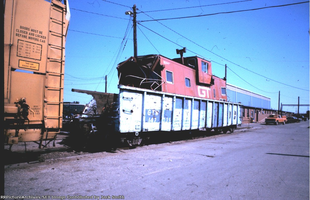 Wrecked GT caboose