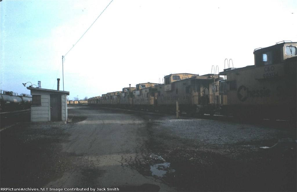 Caboose lineup in Saginaw