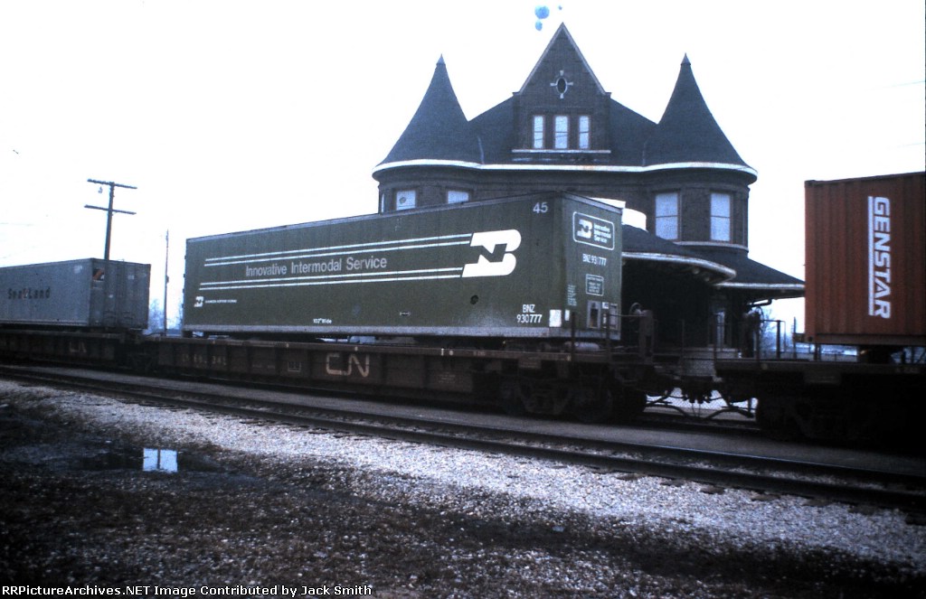 Burlington Northern Intermodal Service