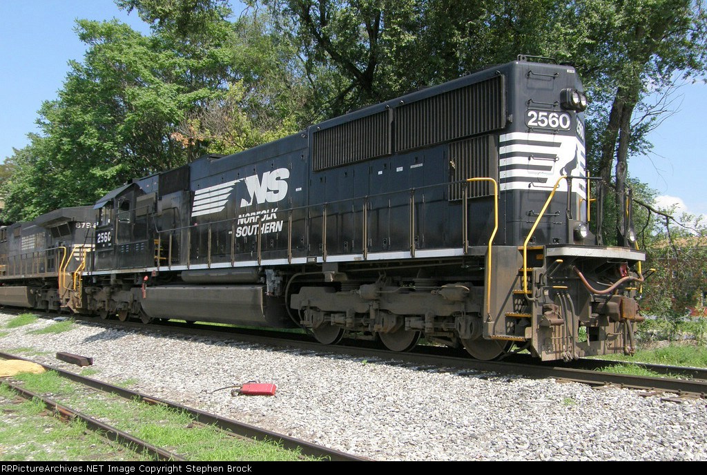 NS 2560