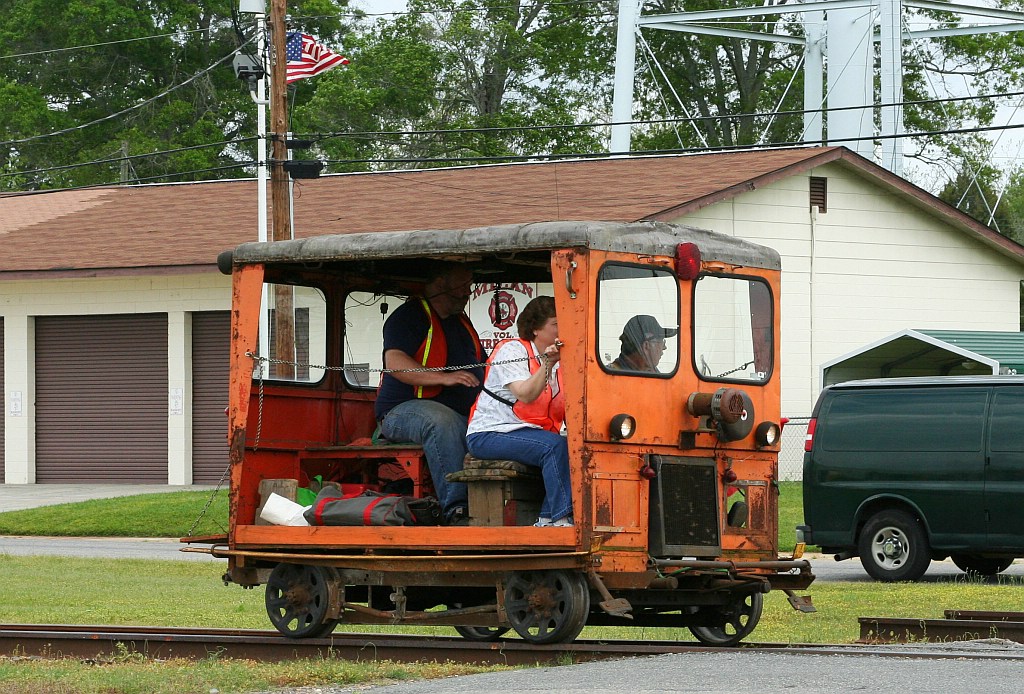 NARCOA motorcar run on HOG