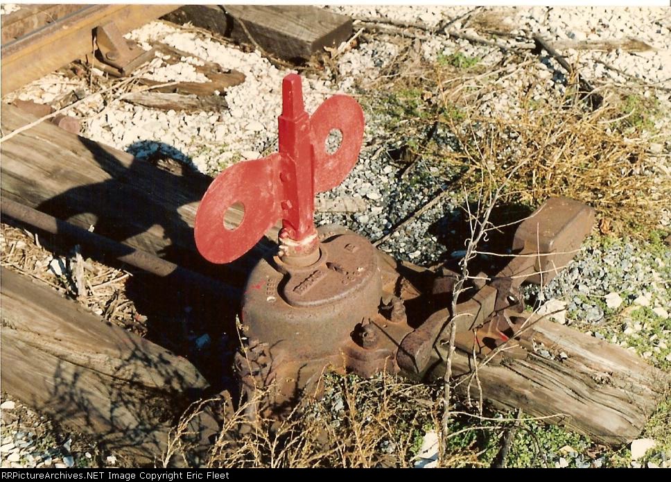 BN derail switch stand