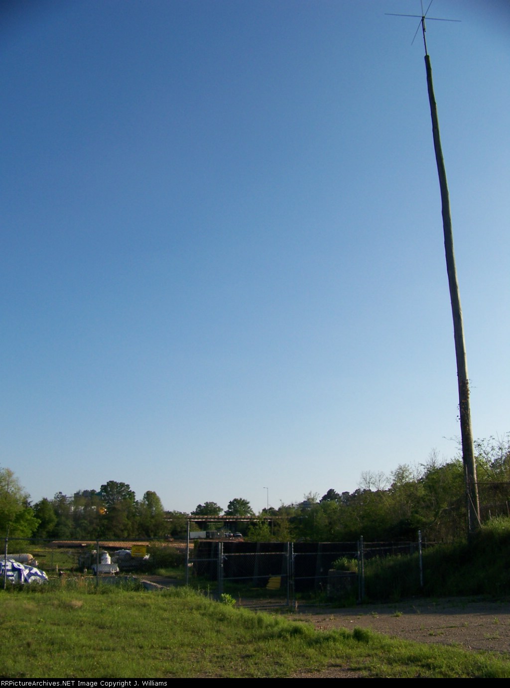 This old raido pole, and the lead to where the GM&O turntable was